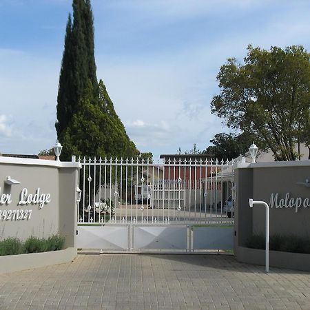 Lavender Lodge Vryburg Dış mekan fotoğraf