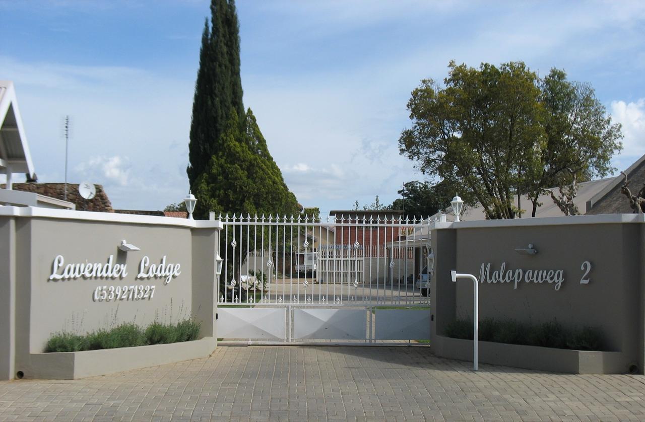 Lavender Lodge Vryburg Dış mekan fotoğraf