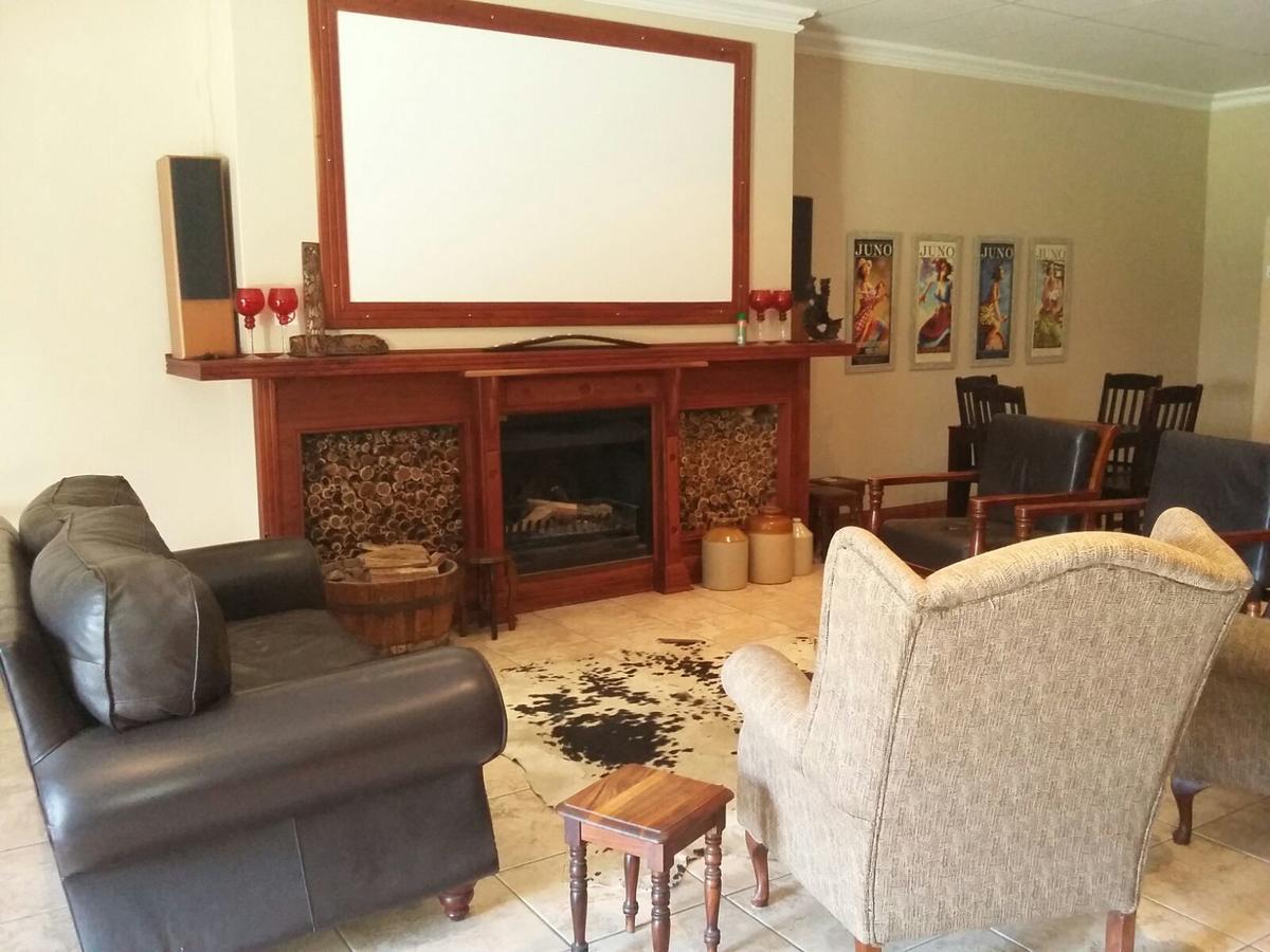 Lavender Lodge Vryburg Dış mekan fotoğraf