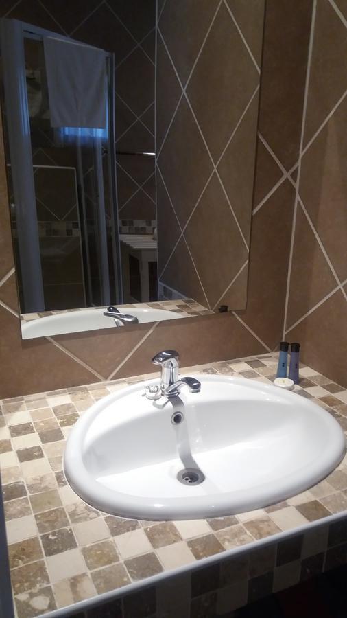 Lavender Lodge Vryburg Dış mekan fotoğraf