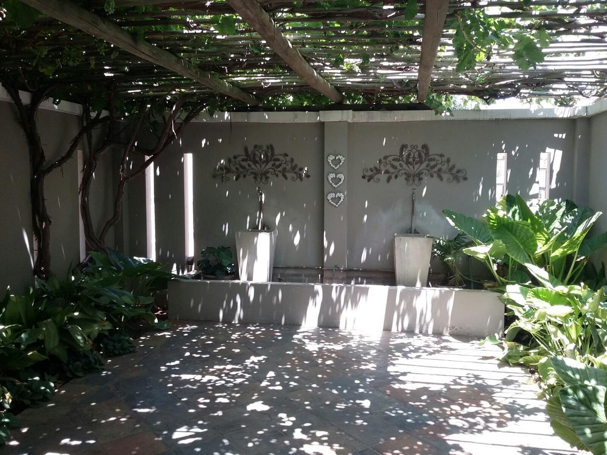Lavender Lodge Vryburg Dış mekan fotoğraf