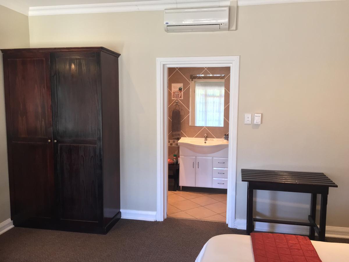 Lavender Lodge Vryburg Dış mekan fotoğraf