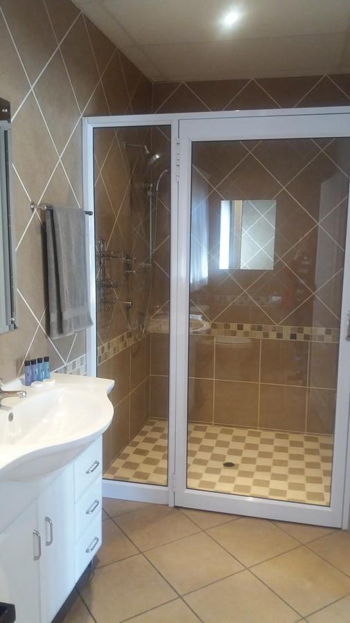 Lavender Lodge Vryburg Dış mekan fotoğraf